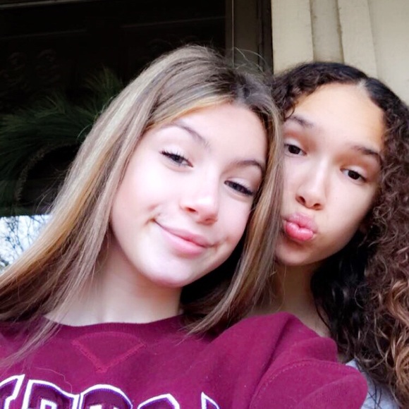 Meet your Posher, Audrey - Picture 1 of 1